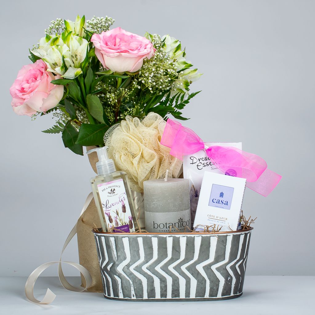 Lavender Spa Candle And Bouquet