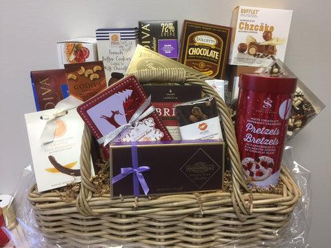 How Do I Wrap A Gift Basket?
