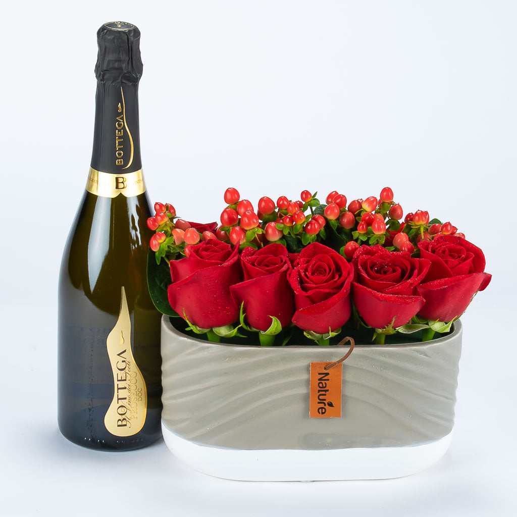 Anniversary Roses Delivery Toronto