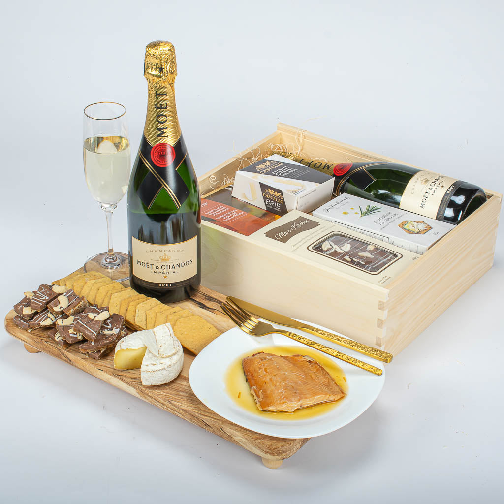 Moet Chandon Gourmet Salmon Gift