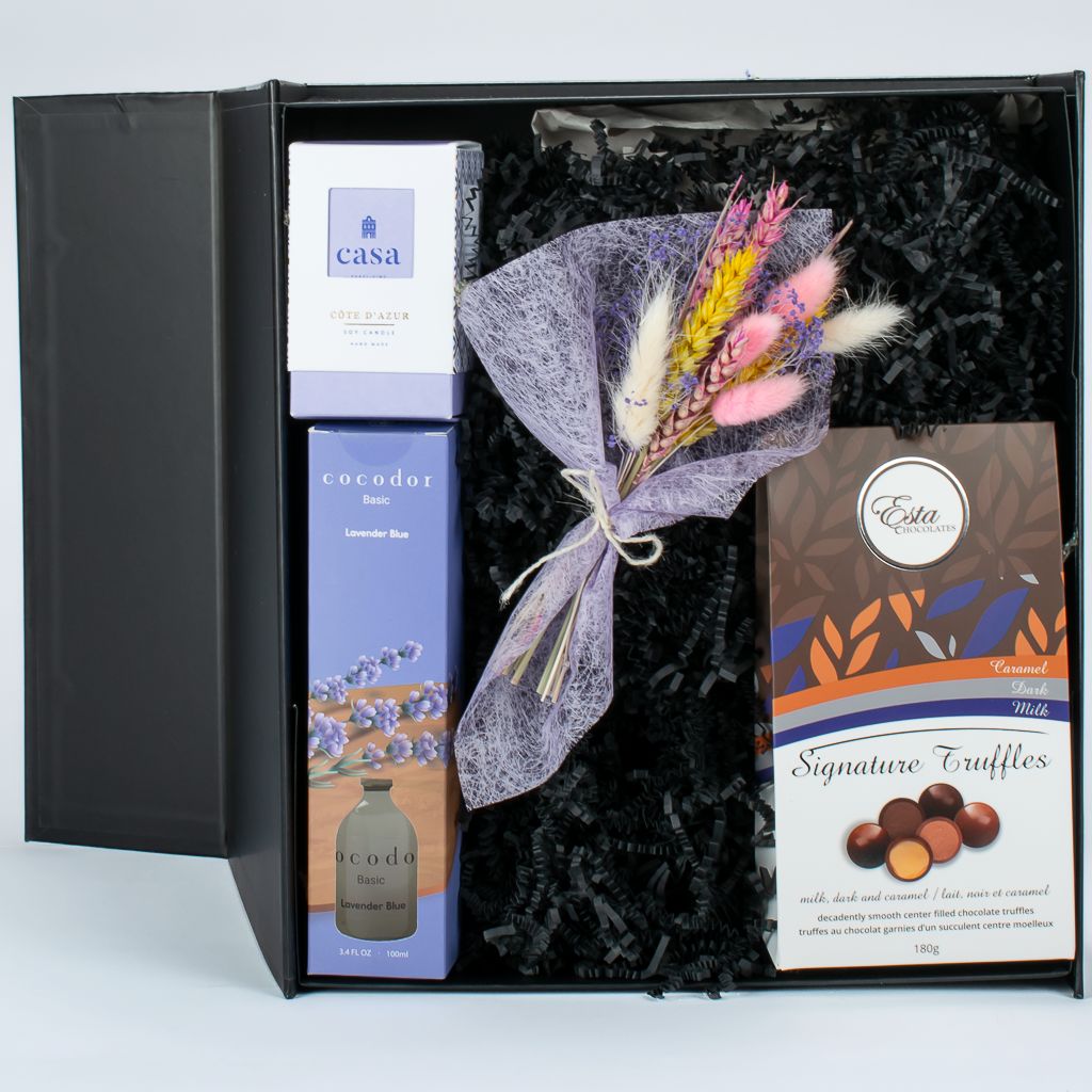 Luxury Black Box With Dried Flower