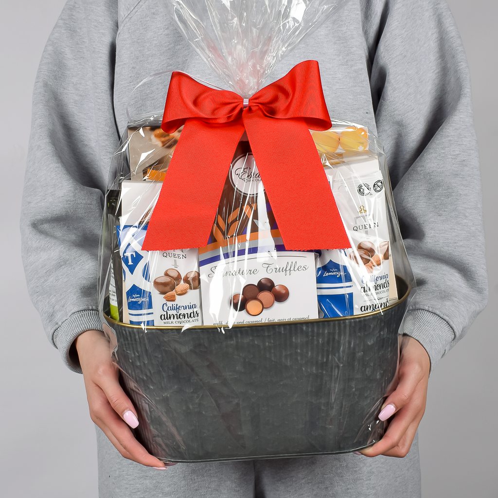 Mothers Day Elegant Gift Basket