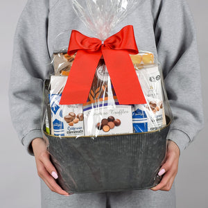 Mothers Day Elegant Gift Basket