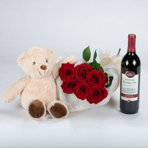 Roses, Wine and Teddy