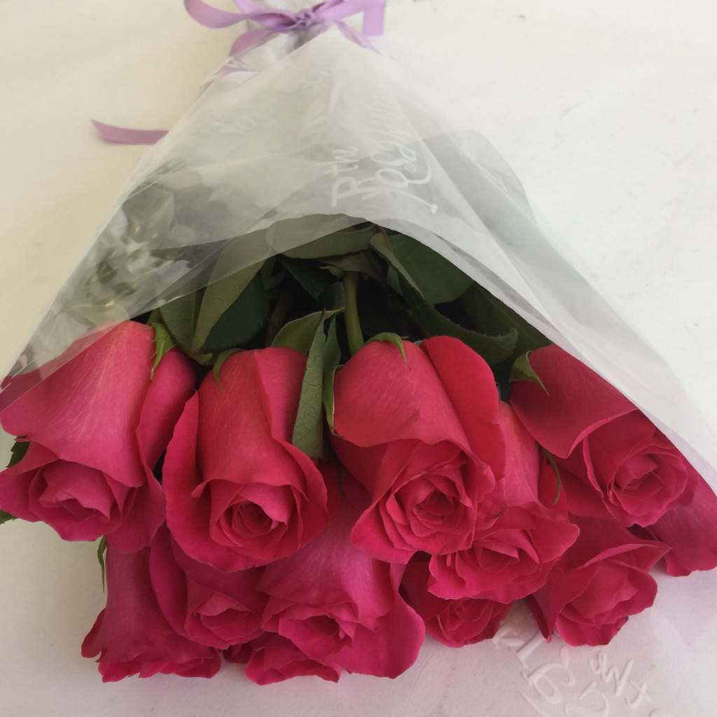 A Dozen Pink Birthday Roses