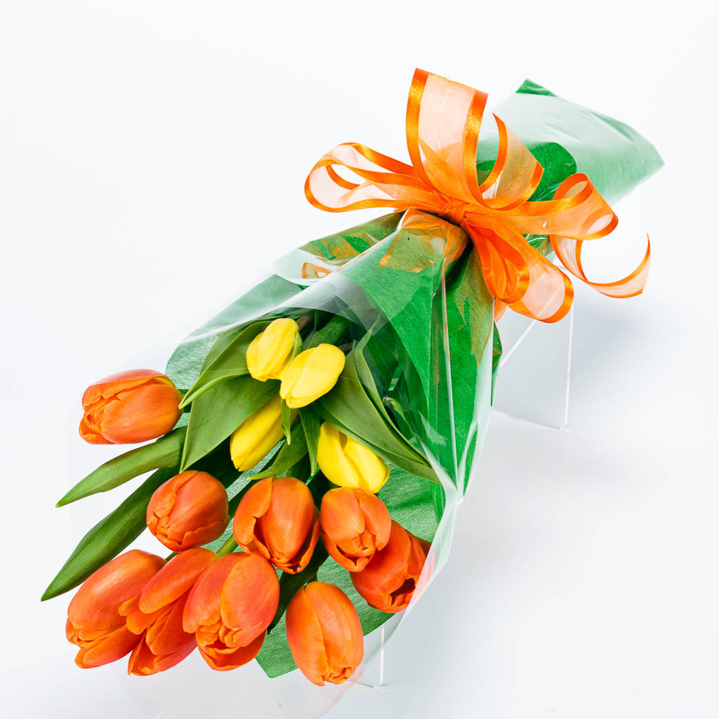 Tulip Bouquets. Delivery in Toronto.