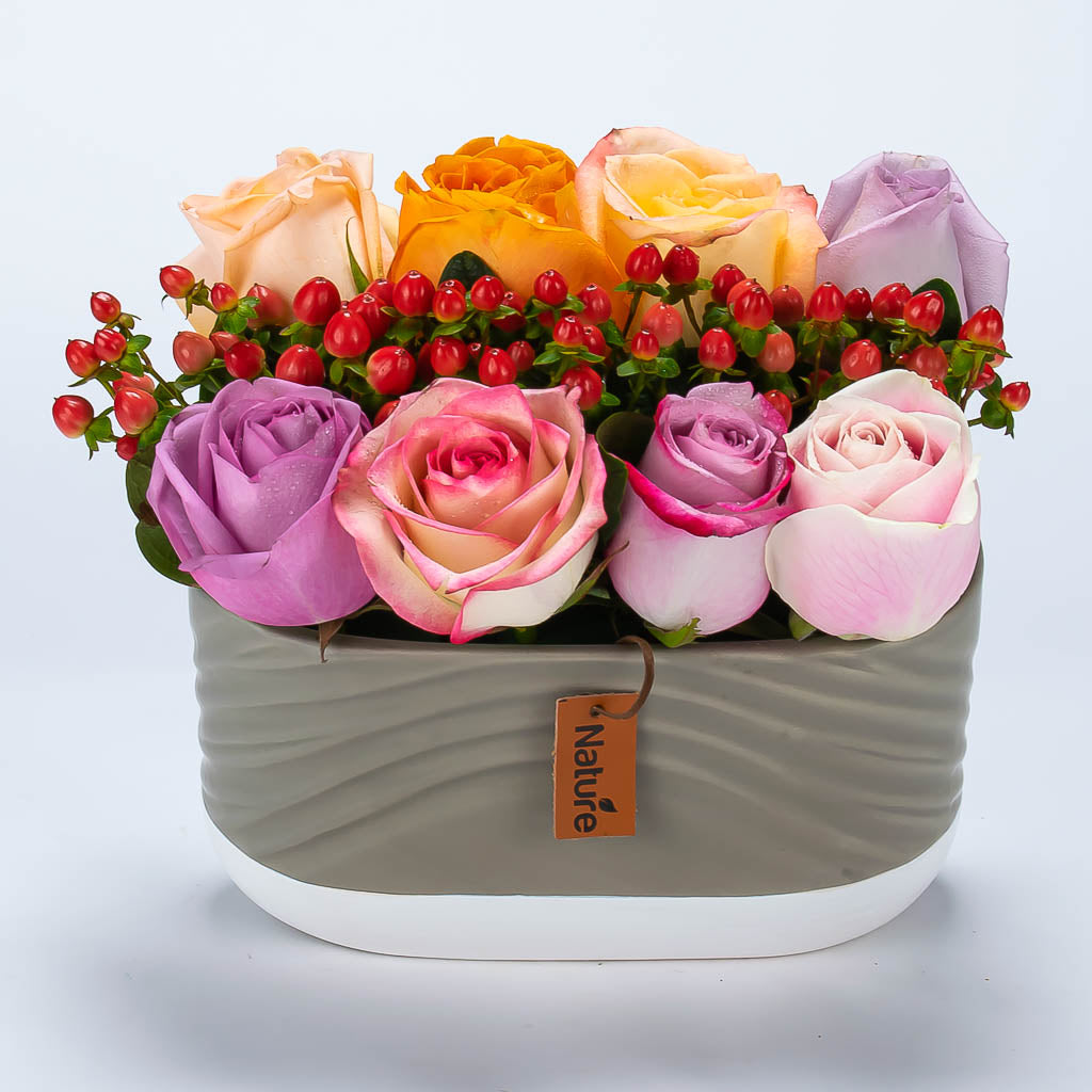 Mixed Roses Centerpiece